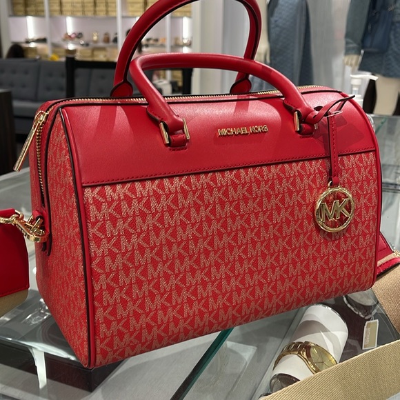 Michael Kors MK Jet Set Travel Medium Duffle Bag Satchel Bright Red MK Signature - Picture 4 of 16